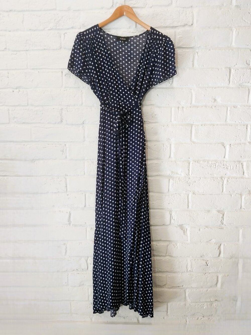 Aakaa Wrap Maxi Dress Size M 6 Tall Blue Polka Dot Short Sleeve V Neck Tie Belt.
